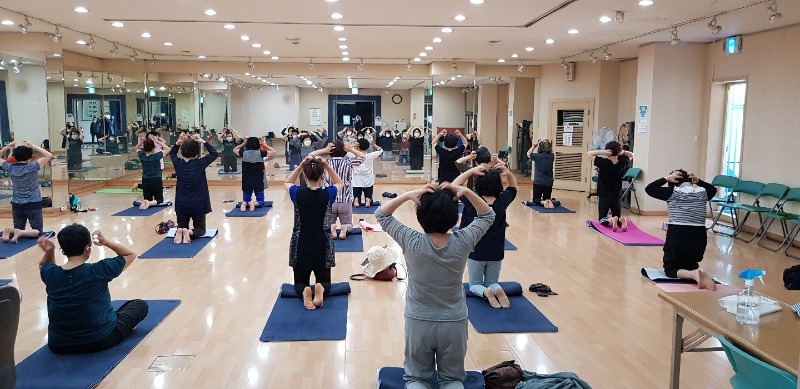 요가 수업 사진.jpg